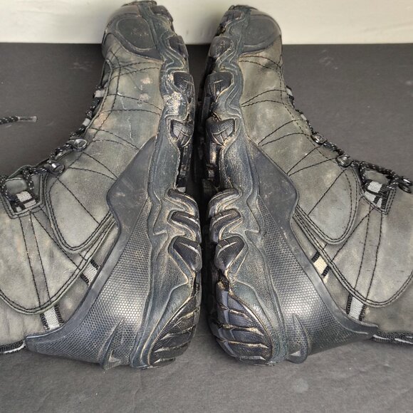 Oboz Boots Men\'s Size 9 Black Bridger 8\